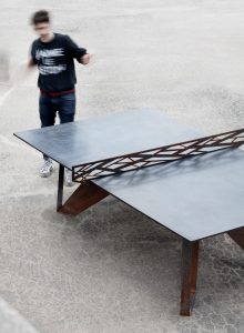 Table de ping pong en béton