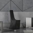 Chaise Alban et autres objets en béton par AtelierB